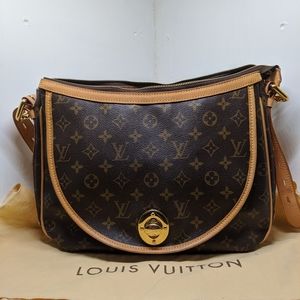 Louis Vuitton Tulum PM monogram Shoulder bag